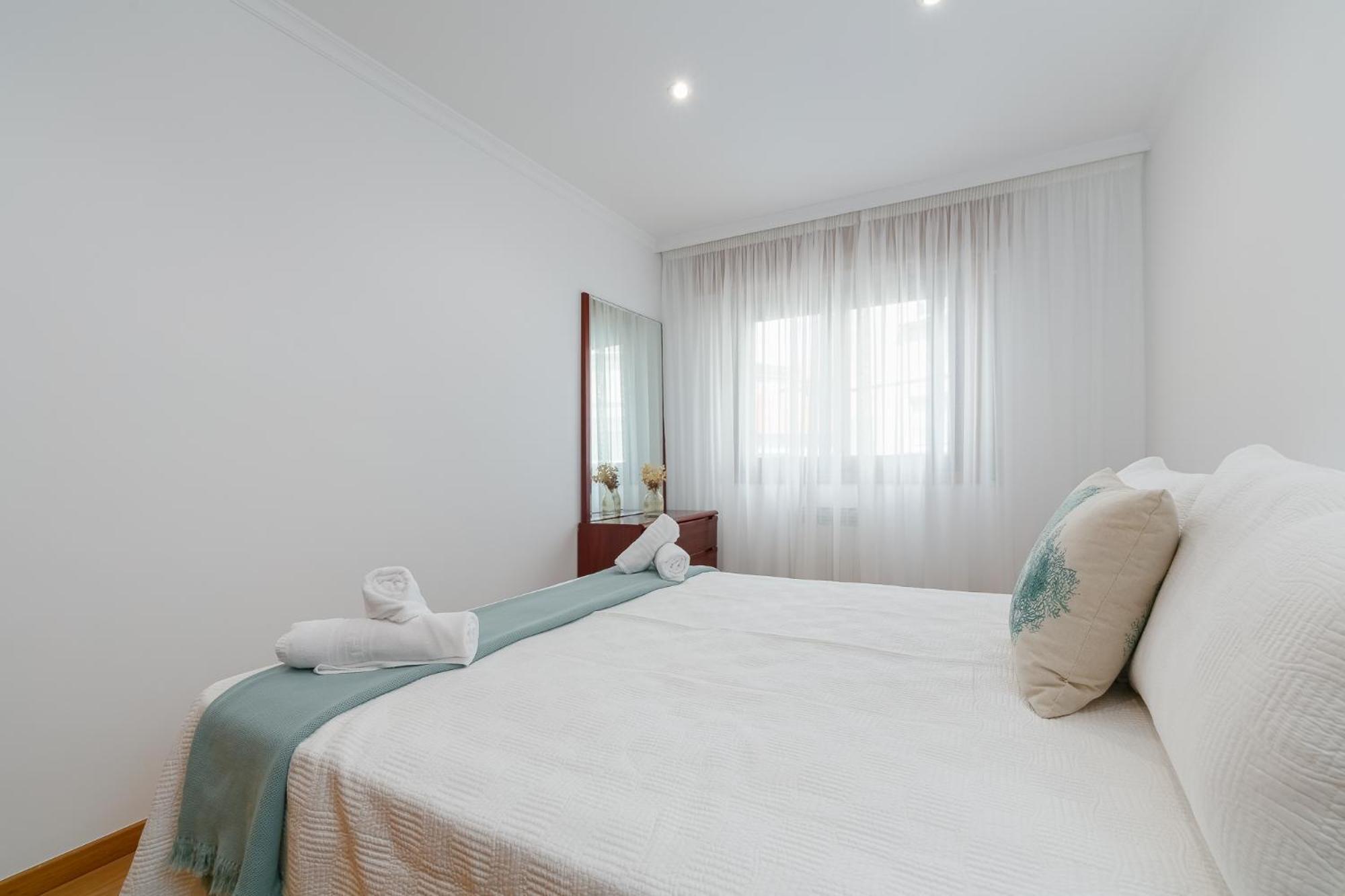 Puerta Al Encanto, Descubre Tuy By Cabana Rentals Tui Exterior foto